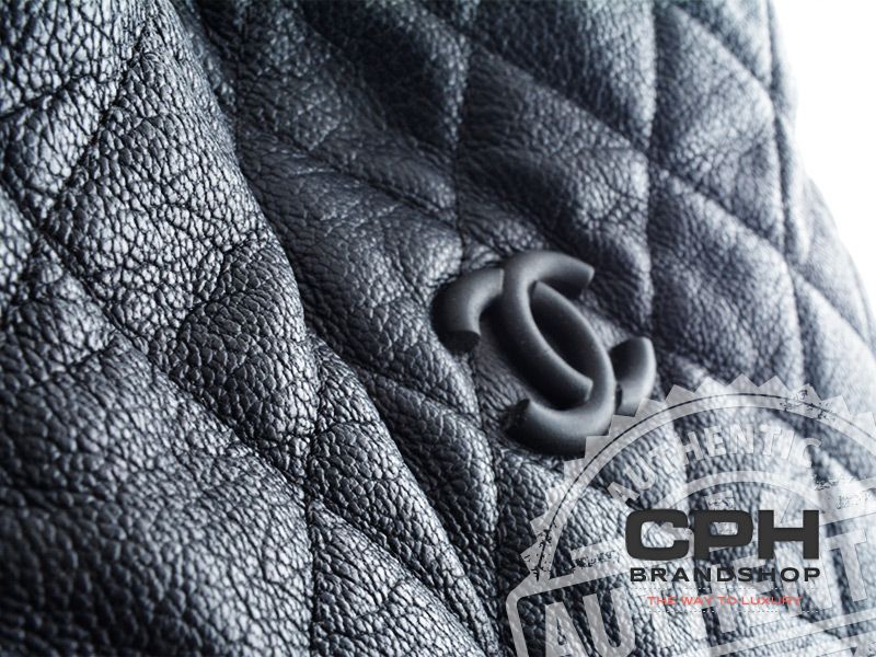Chanel Black Logo Caviar Tote-4792
