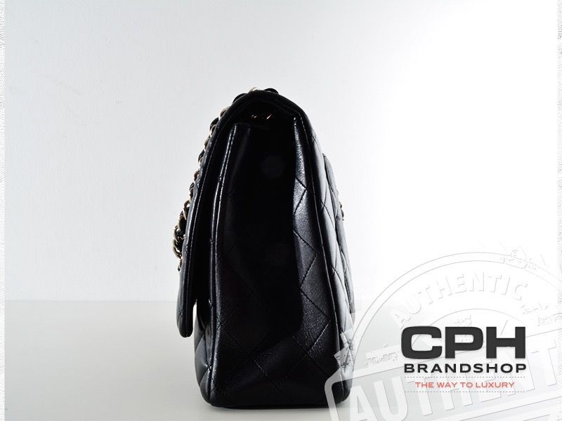 Chanel Jumbo Flap bag-6388