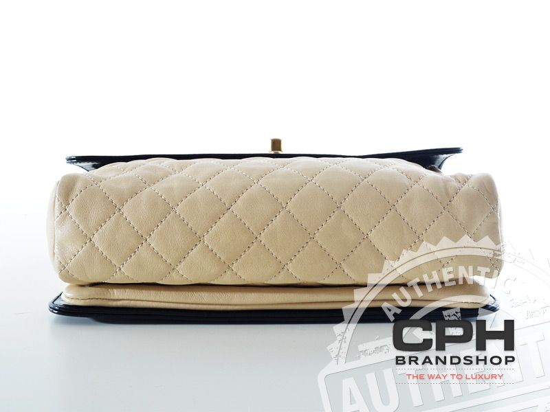 Chanel Contrast skulder taske-3564