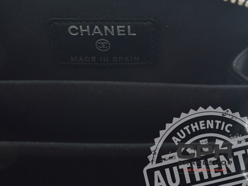 Chanel pung i caviar skind.-3723