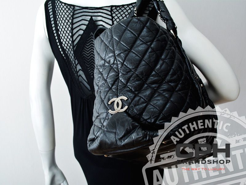 Chanel quilted bubble lambskin tote-2588