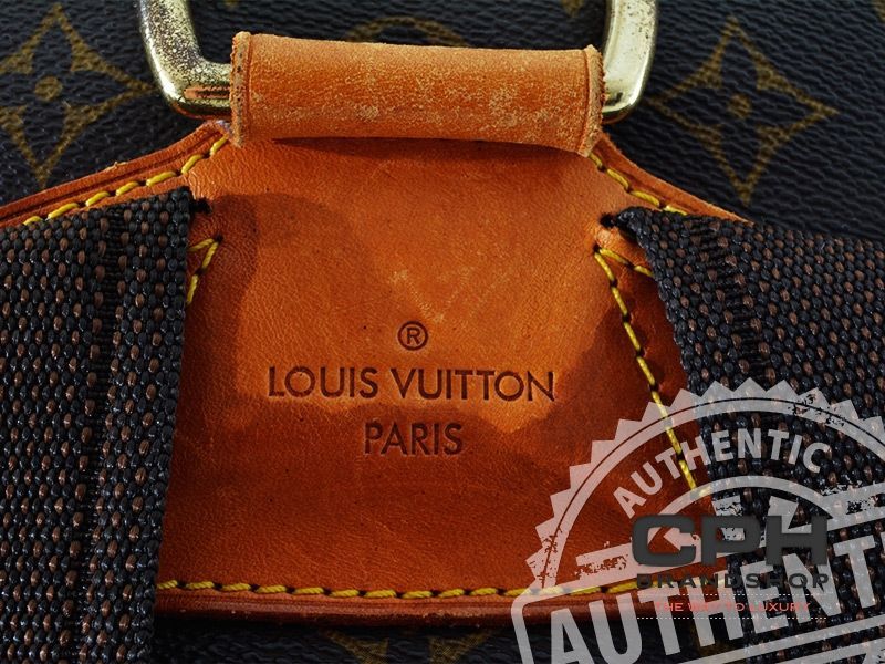 Louis Vuitton Montsouris GM-7410